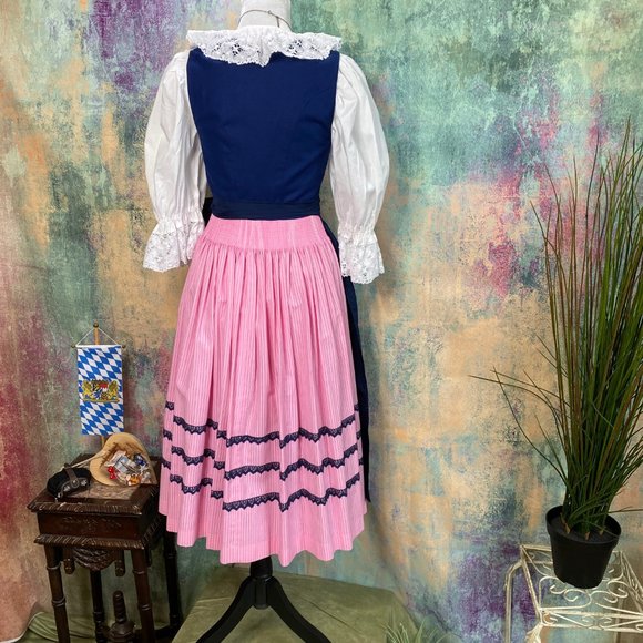 📌 Original traditional high-quality Bavarian Dirndl with Blouse and Apron - Picture 2 of 14